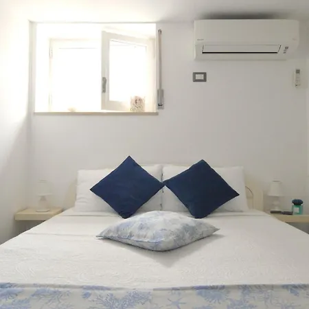 Donna Rosa - Charming House By The Sea