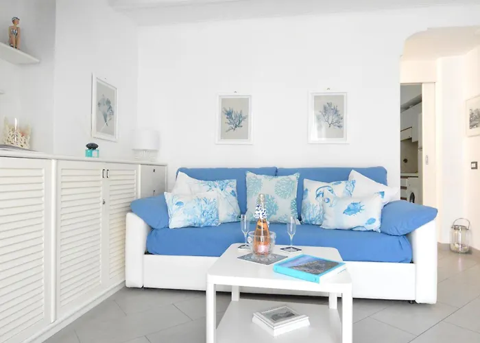 Donna Rosa - Charming House By The Sea Hébergement de vacances