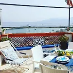 Hébergement de vacances Donna Rosa - Charming House By The Sea Capri