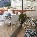 Hébergement de vacances Donna Rosa - Charming House By The Sea *