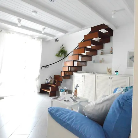 Ferienhaus Donna Rosa - Charming House By The Sea Capri