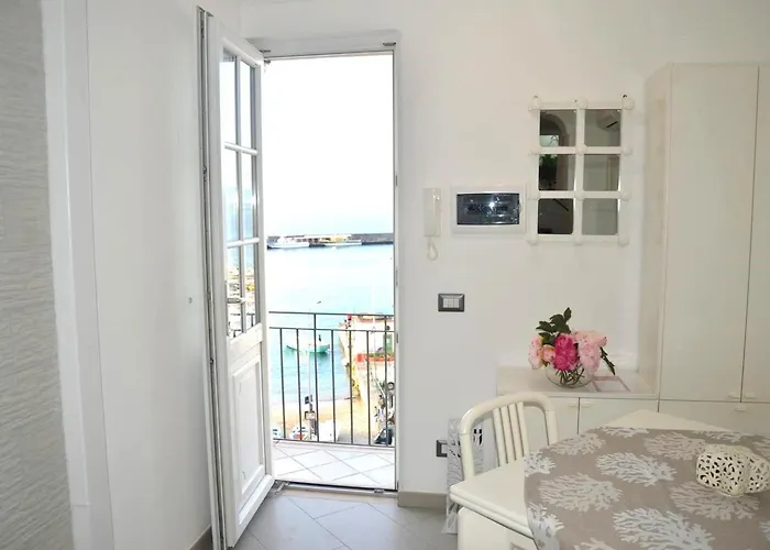 펜션 Donna Rosa - Charming House By The Sea *