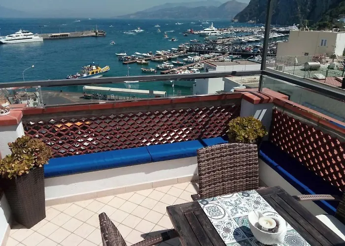 Donna Rosa - Charming House By The Sea Tatil Evi *