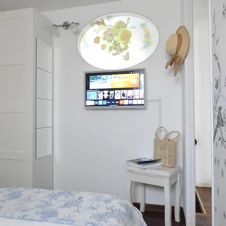 Donna Rosa - Charming House By The Sea